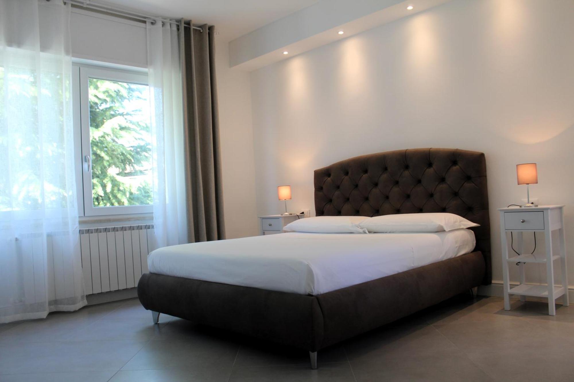 Villa Forte Salvi - Rooms Peschiera del Garda Exterior photo